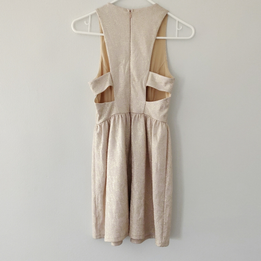 DUSTY ROSE GOLD BABYDOLL DRESS - Picture 2 of 4